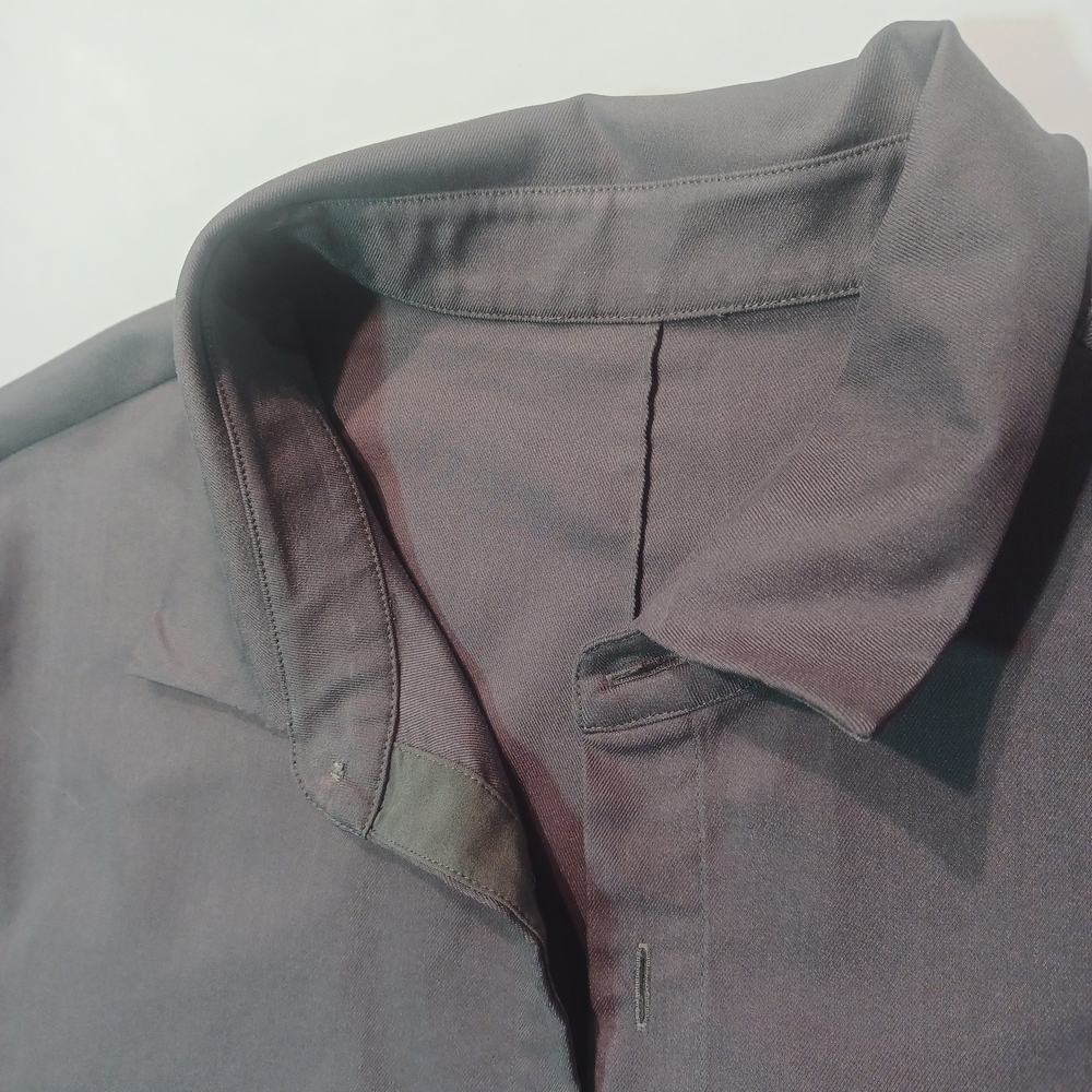 Lululemon Olive Green Button-Up Shirt - Picture 7 of 8